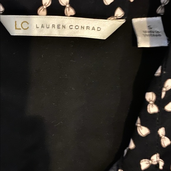 Lauren Conrad Womens Button Down Shirt , Womens Printed Button Down Shirt - Picture 3 of 11